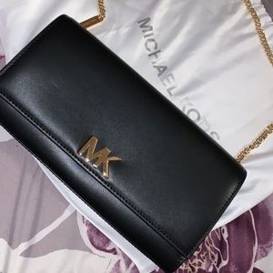Micheal Kors Clutch